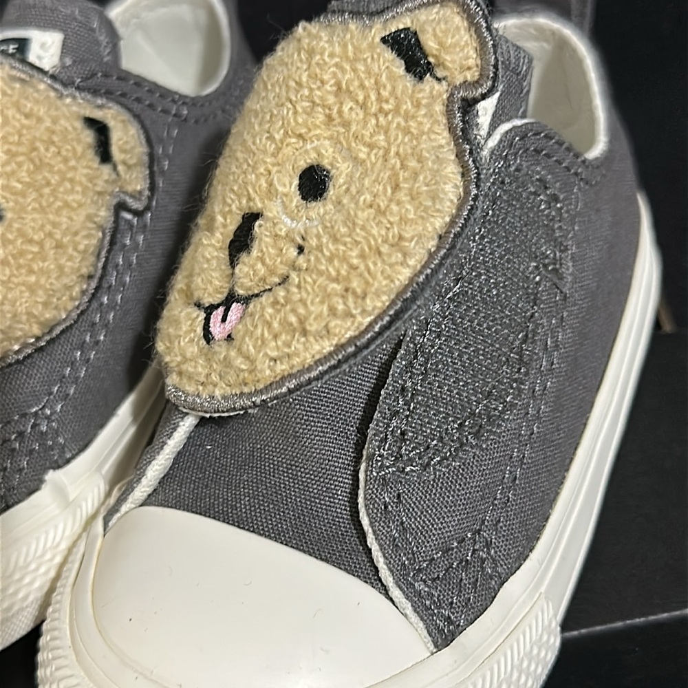 New Converse Chuck Taylor All Star Toddler Size 5 Sneakers Sherpa Bear Shoes - Picture 7 of 8